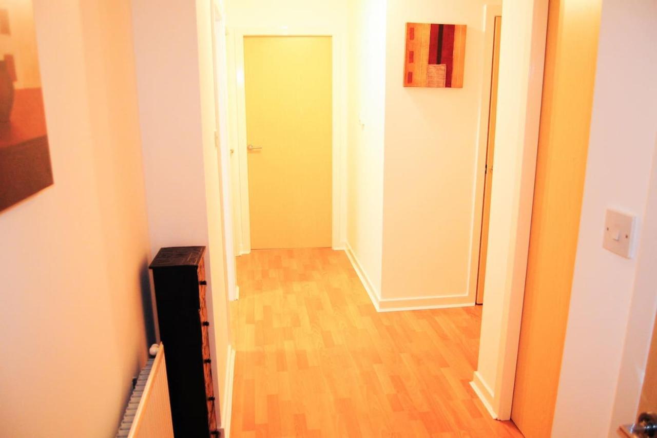 New Glasgow Family Home - Private Parking Εξωτερικό φωτογραφία